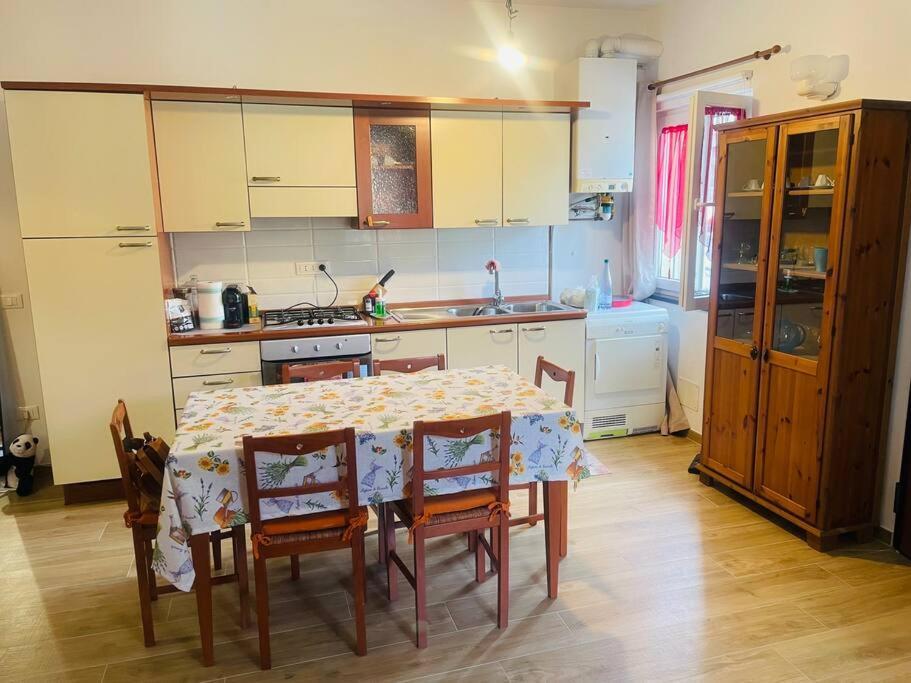 Giorgio'S Apartment Pisa Fiocina Экстерьер фото