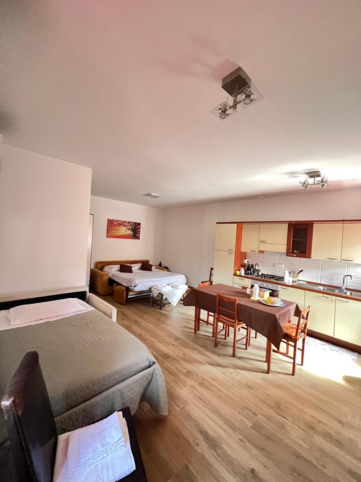 Giorgio'S Apartment Pisa Fiocina Экстерьер фото